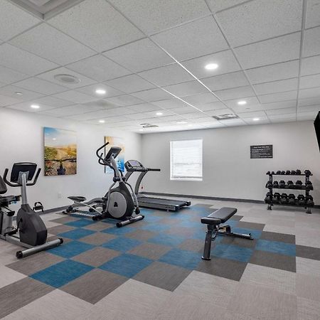 Strasburg Comfort Inn & Suites Bennett מראה חיצוני תמונה